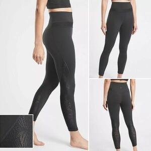 Athleta LUXE LACE 7/8 TIGHT